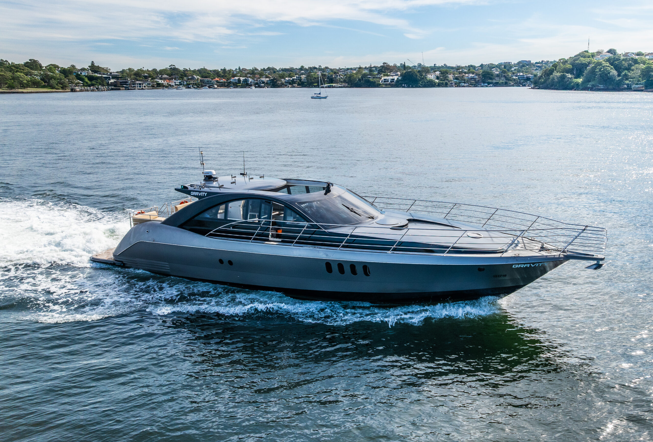 Gravity Yacht external